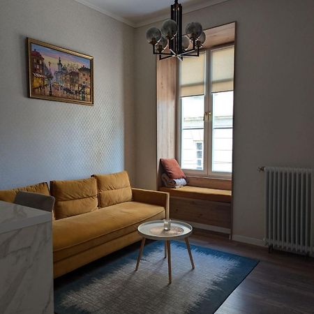 V.I.P Apartments Dominikanos Lviv Exterior photo