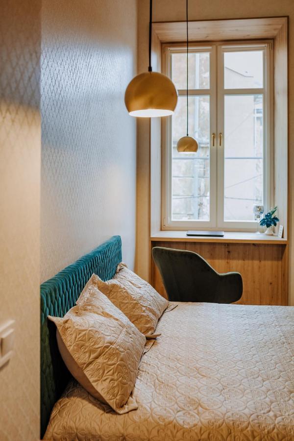 V.I.P Apartments Dominikanos Lviv Exterior photo